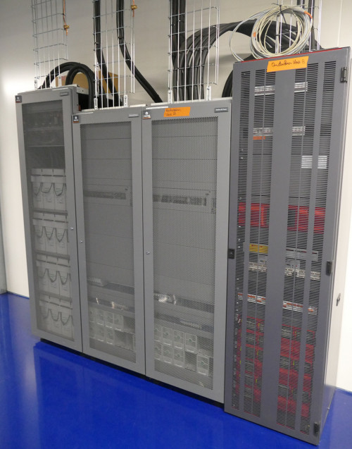 201807_scaleway_dc5_operateur_02.jpg