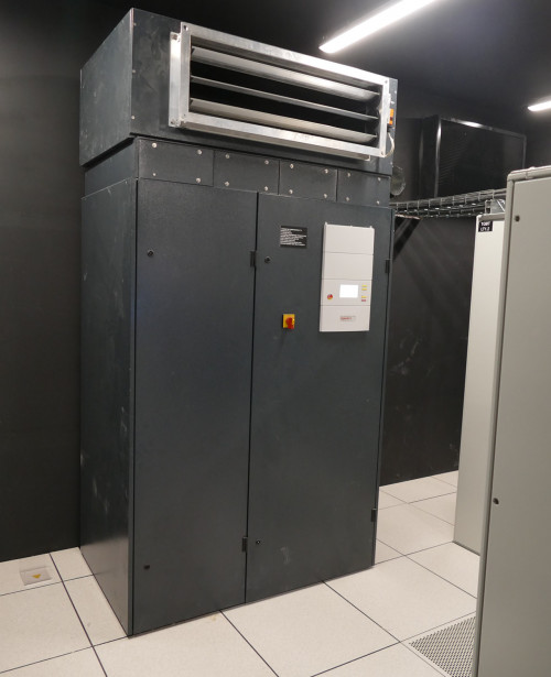 201807_scaleway_dc5_tgbt_02.jpg