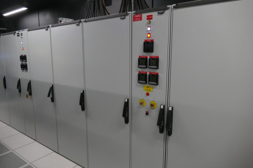 201807_scaleway_dc5_tgbt_05.jpg