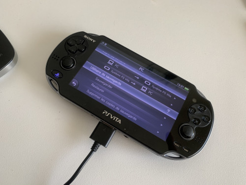 PS_Vita-3.jpg