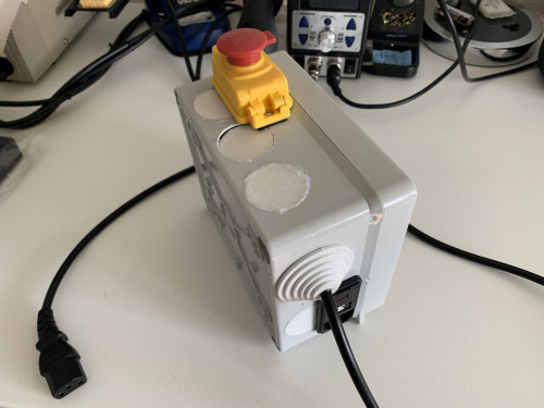 connecteurc13c14fusefilter-7.jpg