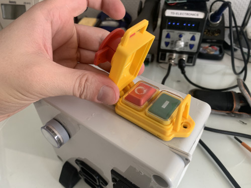 connecteurc13c14fusefilter_a-6.jpg