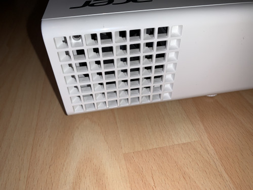 acer_p1173-7.jpg