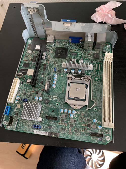 microserver_gen8_hpe-14.jpg