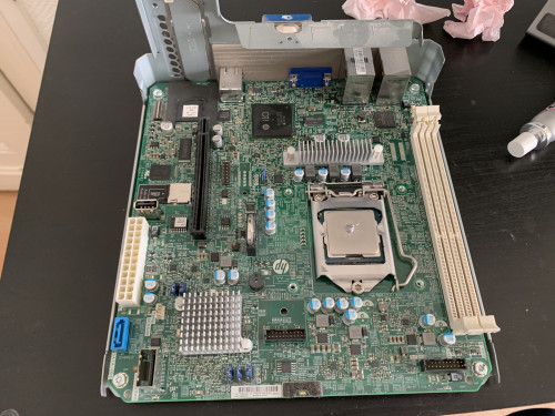 microserver_gen8_hpe-15.jpg