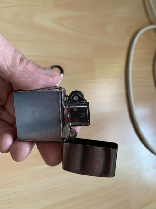 zippo-6.jpg