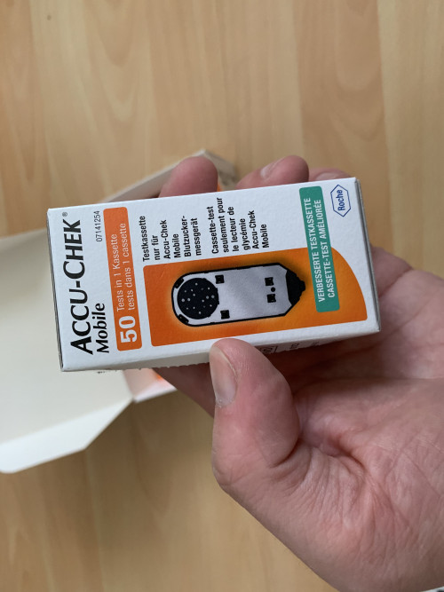 accu chek mobile (13)